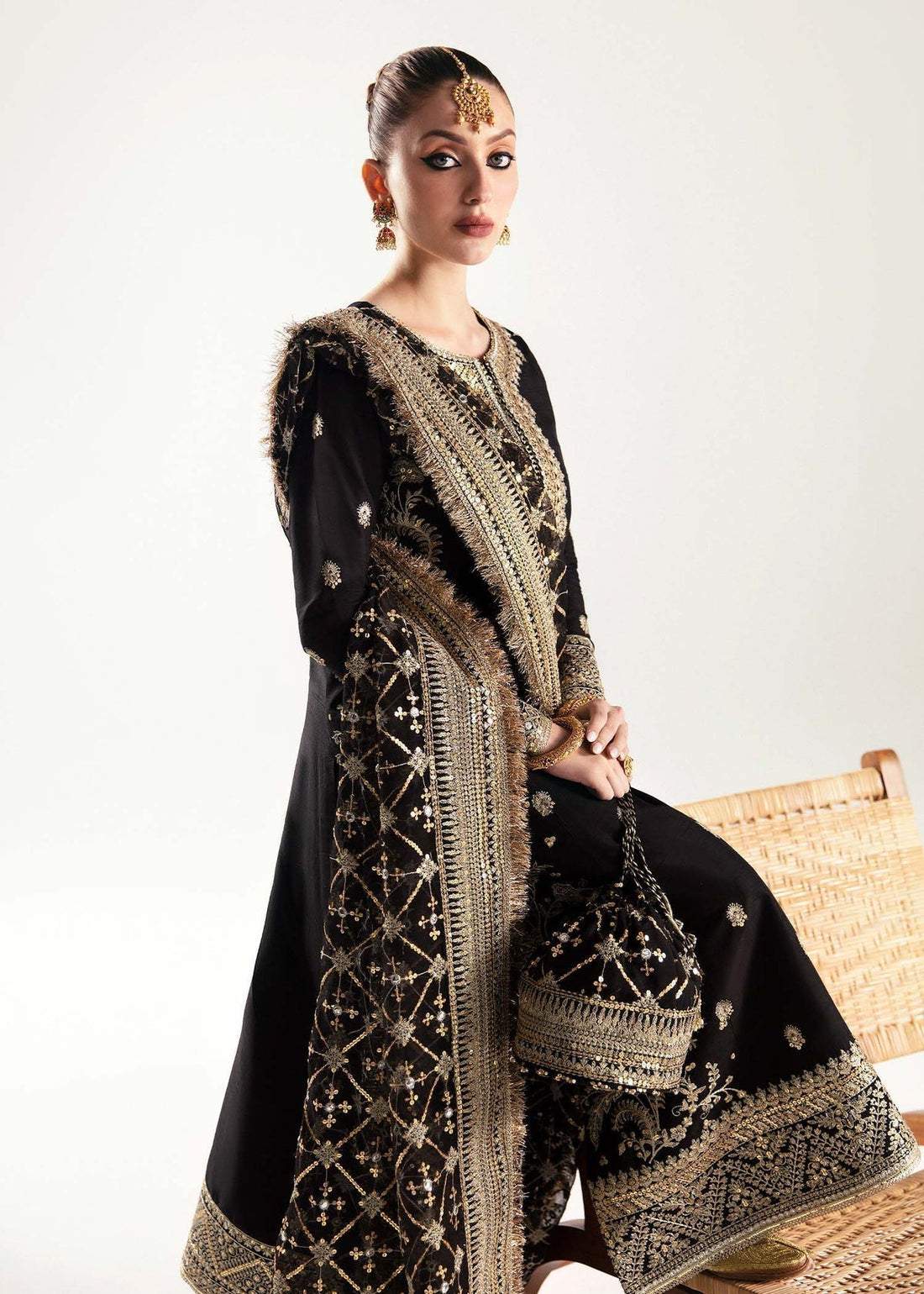 Raha - HANDMADE